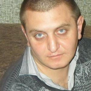 Парни в Бобруйске: Денис, 42 - ищет девушку из Бобруйска
