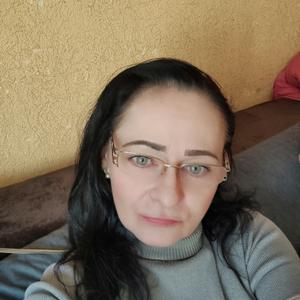 Парни в Санкт-Петербурге: Елена, 49 - ищет девушку из Санкт-Петербурга