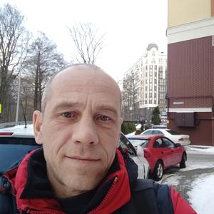 Михаил, 48 лет, Калининград