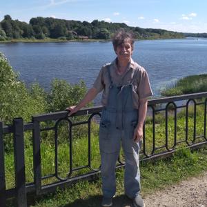 Сергей, 54 года, Волхов