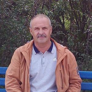Парни в Якутске: Анатолий, 66 - ищет девушку из Якутска