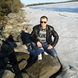 Парни в Мурманске: Максим, 44 - ищет девушку из Мурманска