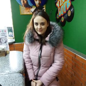 Девушки в Белая Церковь: Виктория, 25 - ищет парня из Белая Церковь