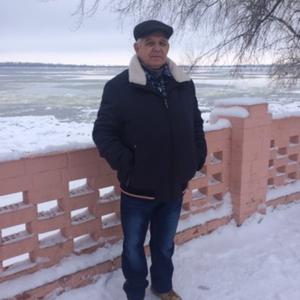 Парни в Саратове: Владимир, 70 - ищет девушку из Саратова