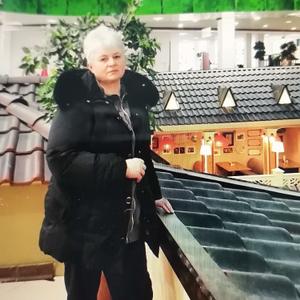 Девушки в Санкт-Петербурге: Lana, 55 - ищет парня из Санкт-Петербурга