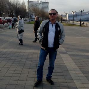 Парни в Новороссийске: Александр, 40 - ищет девушку из Новороссийска