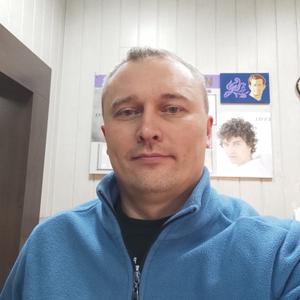Парни в Омске: Анатолий, 35 - ищет девушку из Омска