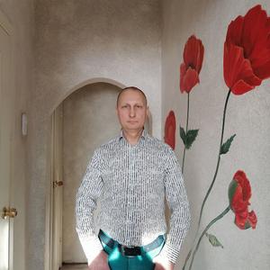 Юрий, 47 лет, Балашов