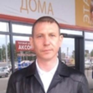 Парни в Вологде: Рома, 45 - ищет девушку из Вологды