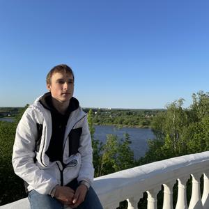 Александр, 27 лет, Киров