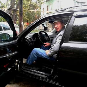 Парни в Челябинске: Юрий, 73 - ищет девушку из Челябинска