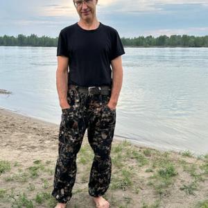 Парни в Новосибирске: Юрий, 61 - ищет девушку из Новосибирска