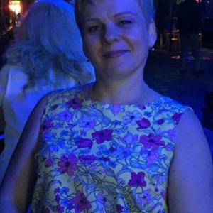 Девушки в Ставрополе: Оксана, 55 - ищет парня из Ставрополя