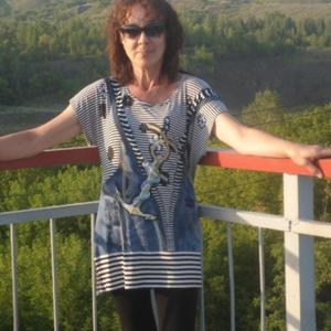 Ирина, 60 лет, Барнаул