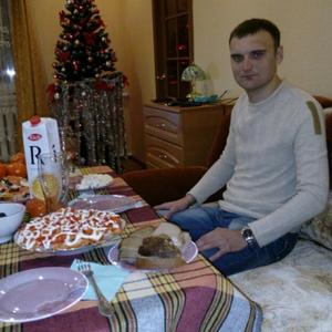 Виктор, 39 лет, Минск