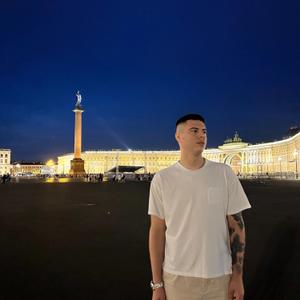 Артем, 22 года, Москва