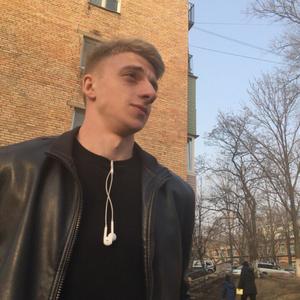 Антон, 24 года, Владивосток