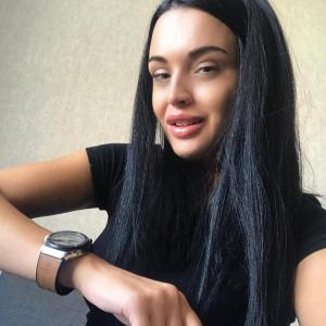 Девушки в Обнинске: Вера Ковалевская, 28 - ищет парня из Обнинска