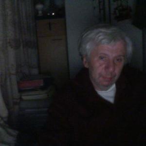 Парни в Екатеринбурге: Manul, 72 - ищет девушку из Екатеринбурга