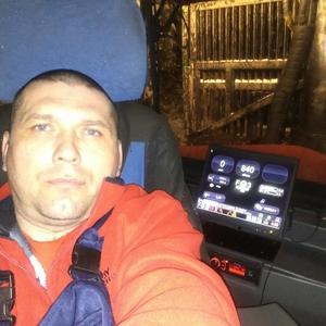 Парни в Сыктывкаре: Александр, 45 - ищет девушку из Сыктывкара