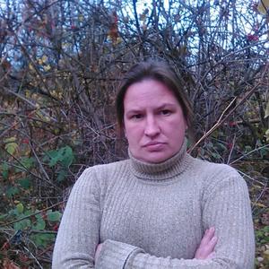 Девушки в Смоленске: Марина, 47 - ищет парня из Смоленска