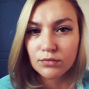 Девушки в Бердске: Алёна, 37 - ищет парня из Бердска