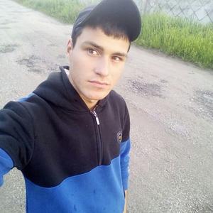 Парни в Карачеве: Андрей, 25 - ищет девушку из Карачева