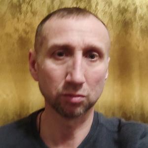 Парни в Ижевске: Миша, 49 - ищет девушку из Ижевска