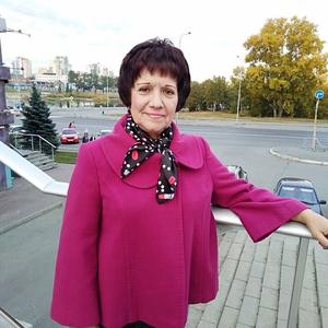 Девушки в Челябинске: Людмила, 70 - ищет парня из Челябинска