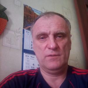 Парни в Твери: Victor, 61 - ищет девушку из Твери