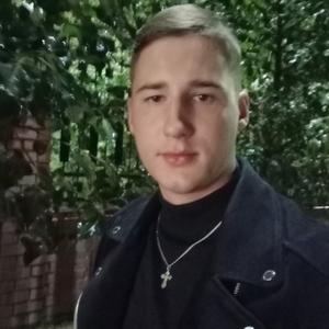 Павел Чихирев, 22 года, Казань