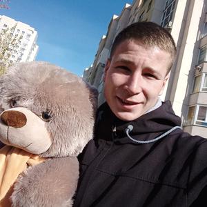 Парни в Кемерово: Игорь, 24 - ищет девушку из Кемерово