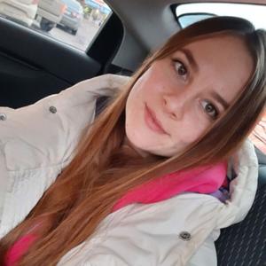 Девушки в Ижевске: Аня, 24 - ищет парня из Ижевска