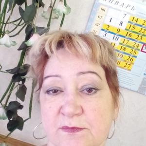 Девушки в Мурманске: Мила, 61 - ищет парня из Мурманска