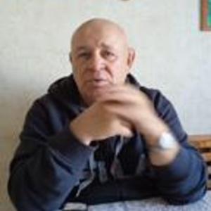 Парни в Барнауле (Алтайский край): Геннадий, 72 - ищет девушку из Барнаула (Алтайский край)