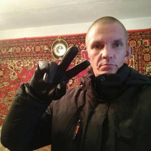 Парни в Сальске: Богдан, 40 - ищет девушку из Сальска
