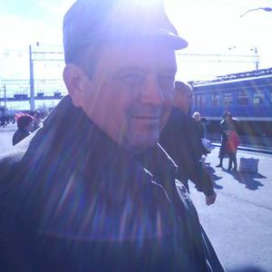 Парни в Волгограде: Андрей, 60 - ищет девушку из Волгограда