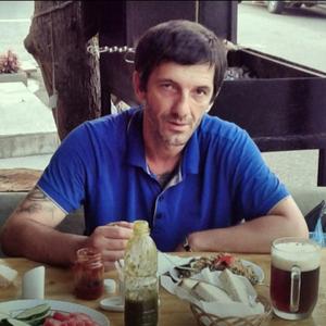 Парни в Орел-Изумруд: Борис Есартия, 43 - ищет девушку из Орел-Изумруд