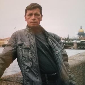 Парни в Добрянке (Пермский край): Михаил, 52 - ищет девушку из Добрянки (Пермский край)