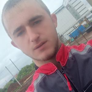 Парни в Лесозаводске: Алексей, 19 - ищет девушку из Лесозаводска