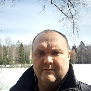 Парни в Твери: Сергей, 44 - ищет девушку из Твери
