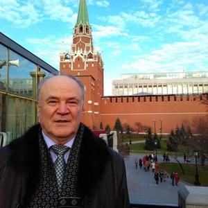 Олег, 77 лет, Москва
