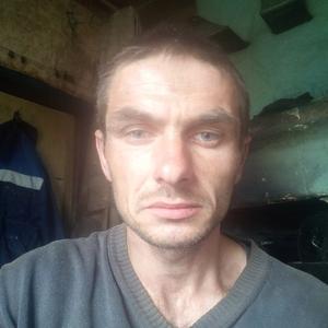 Дмитрий, 38 лет, Солигорск