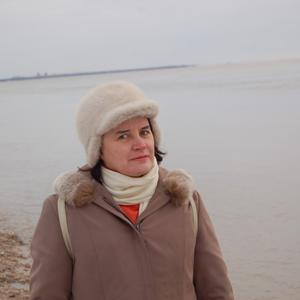 Девушки в Санкт-Петербурге: Елена, 65 - ищет парня из Санкт-Петербурга