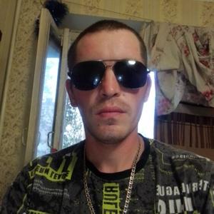 Парни в Новокуйбышевске: Рустам, 29 - ищет девушку из Новокуйбышевска