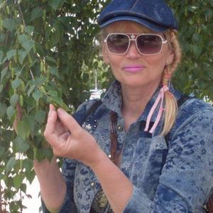 Девушки в Курганинске: Вероника, 65 - ищет парня из Курганинска