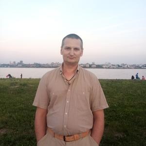 Максим, 46 лет, Казань
