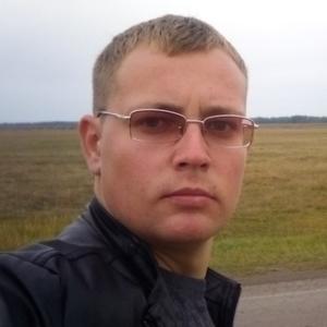 Владимир, 24 года, Курган
