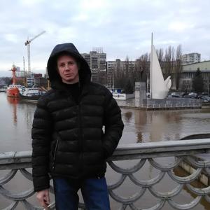Парни в Калининграде: Денис, 39 - ищет девушку из Калининграда