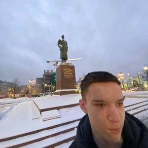 Парни в Нижний Новгороде: Майкл, 19 - ищет девушку из Нижний Новгорода